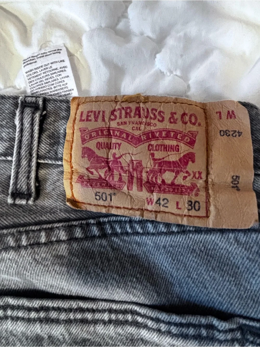 Levi's Men's Gray Relaxed Jeans